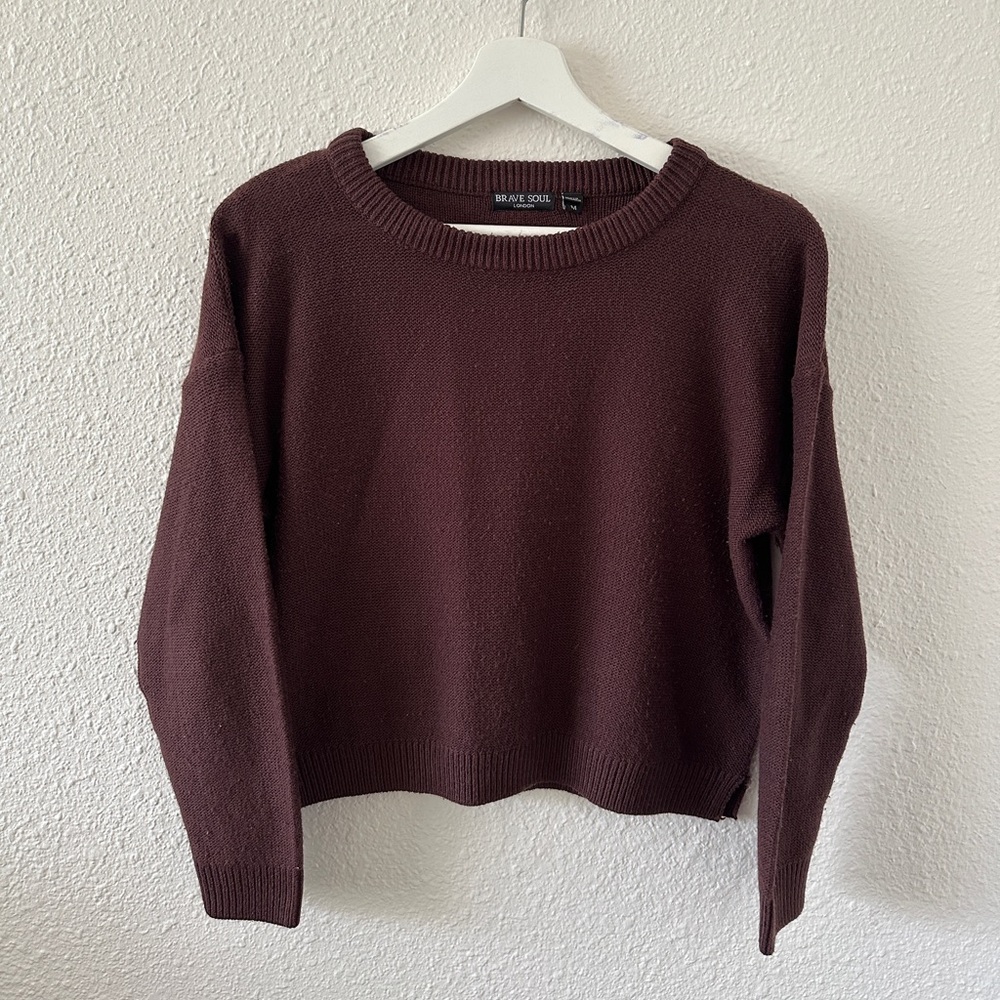 Brown burgundyish knit sweater, size M